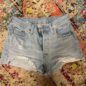levi 501 jean shorts